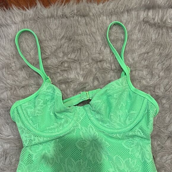 NWT Aerie one piece full coverage bright lime green lace upf 50 swimsuit - Picture 2 of 7